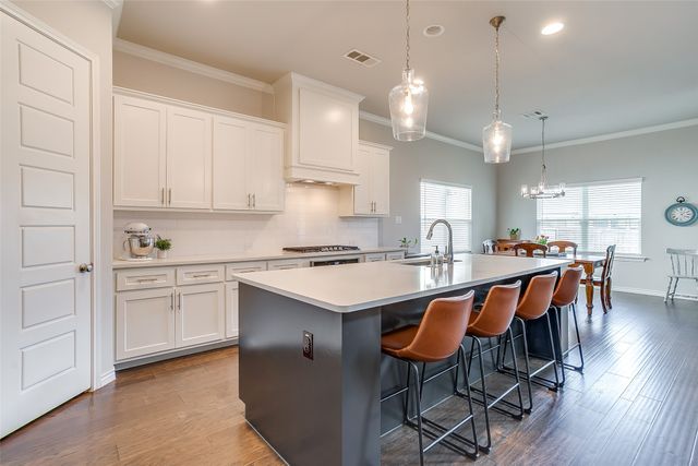 855 Highlands Avenue, Aledo, TX 76008
