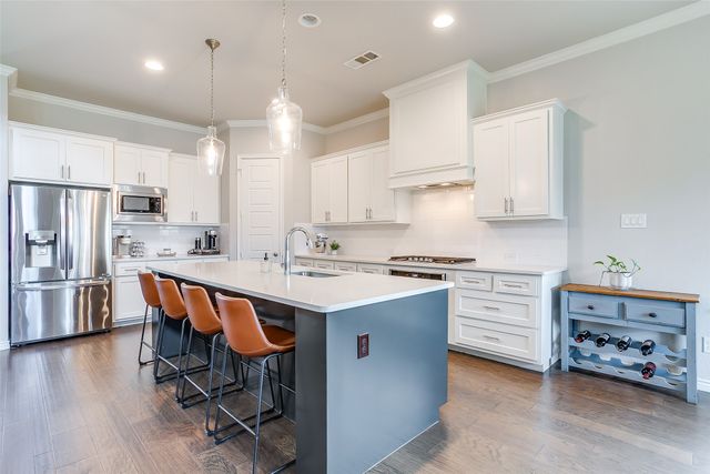 855 Highlands Avenue, Aledo, TX 76008