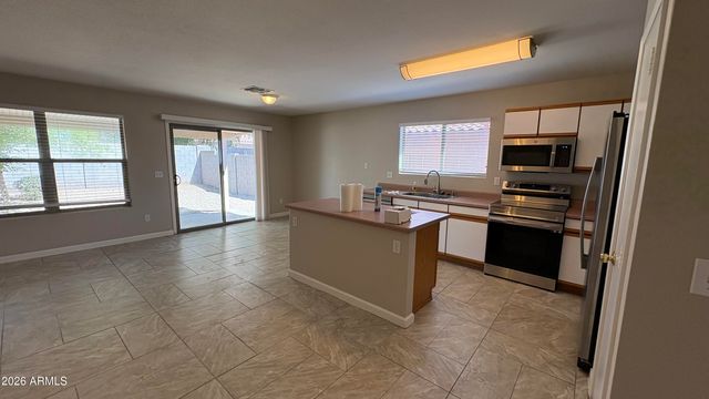 15774 W Watson Lane, Surprise, AZ 85379