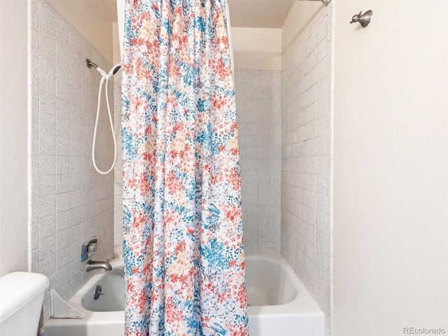 892 S Rifle Way, Aurora, CO 80017