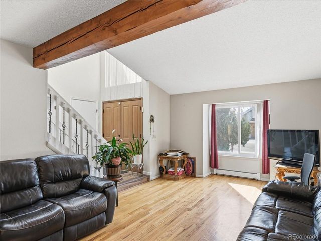 892 S Rifle Way, Aurora, CO 80017