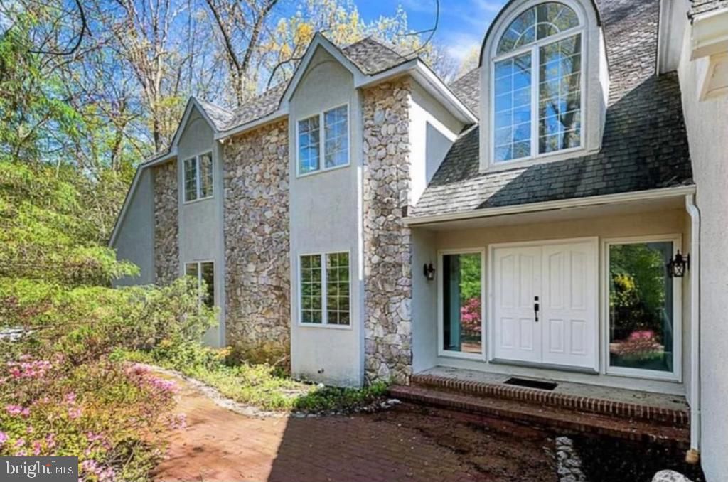 1 KESWICK DR, VOORHEES, NJ 08043 — exterior