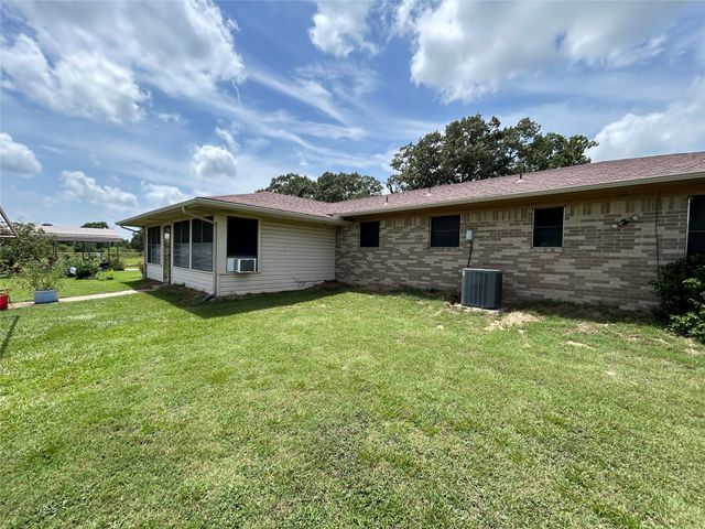 409 County Road 1167, Brashear, TX 75420