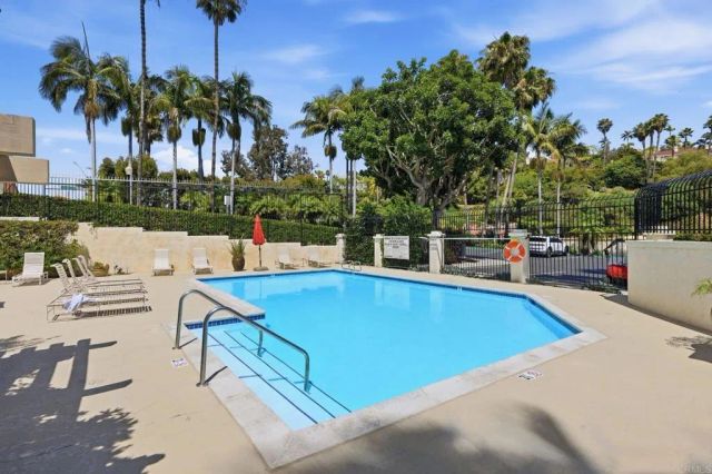 3140 Arroyo Vista, Carlsbad, CA 92009