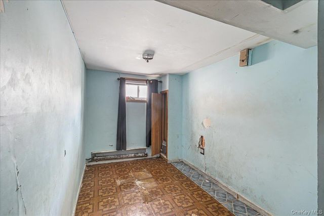 19708 115th Avenue, Saint Albans, NY 11412