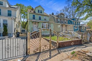 19708 115th Avenue, Saint Albans, NY 11412