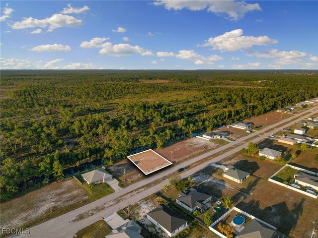 401 Wilmington PKWY, Cape Coral, FL 33993