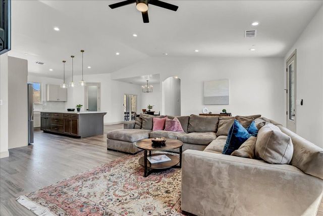 32588 Greene Drive, Springville, CA 93265