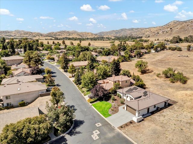32588 Greene Drive, Springville, CA 93265