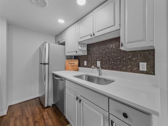 15922 Club Crest Drive 2107, Dallas, TX 75248