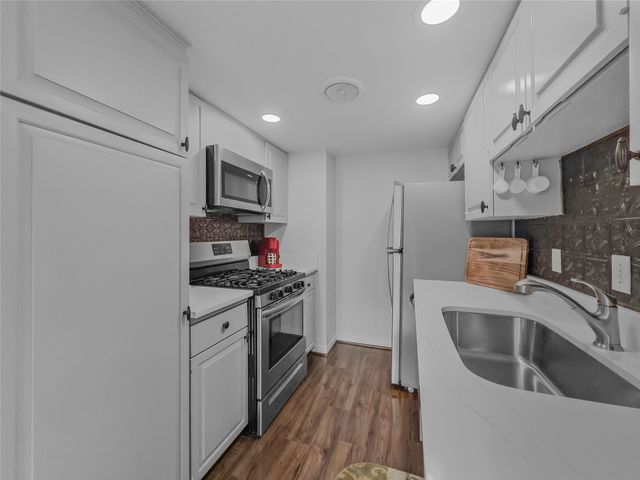 15922 Club Crest Drive 2107, Dallas, TX 75248