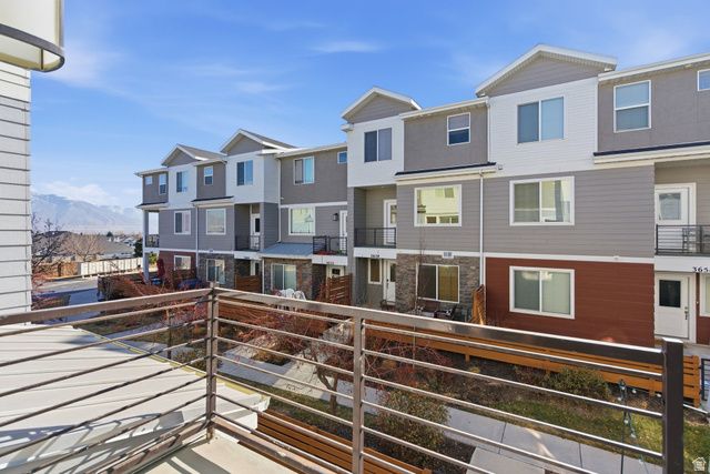 3657 W SUNRISE SKY LN, South Jordan, UT 84009