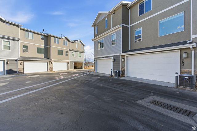 3657 W SUNRISE SKY LN, South Jordan, UT 84009