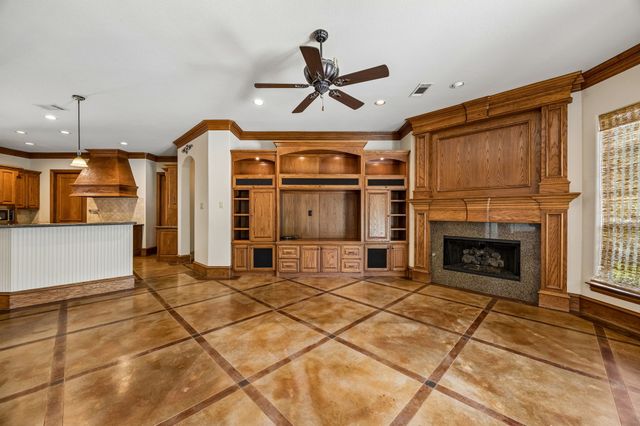 1010 Timberline Drive, Heath, TX 75032