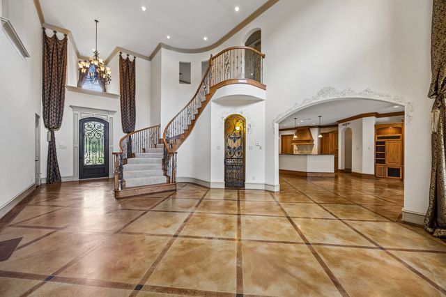 1010 Timberline Drive, Heath, TX 75032