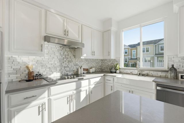 2039 Colony Street, Mountain View, CA 94043