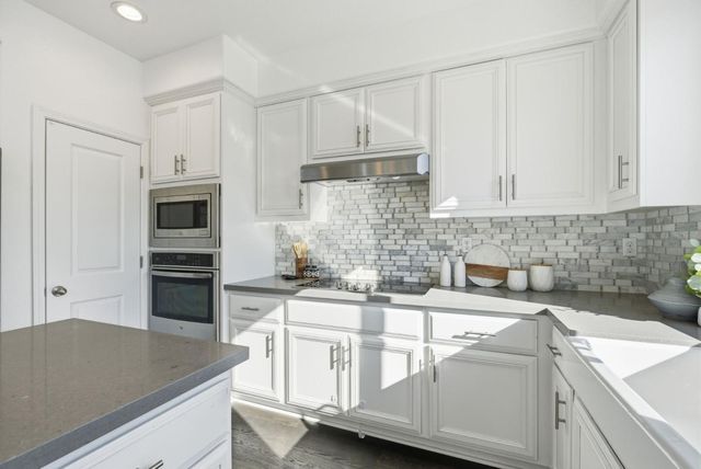 2039 Colony Street, Mountain View, CA 94043