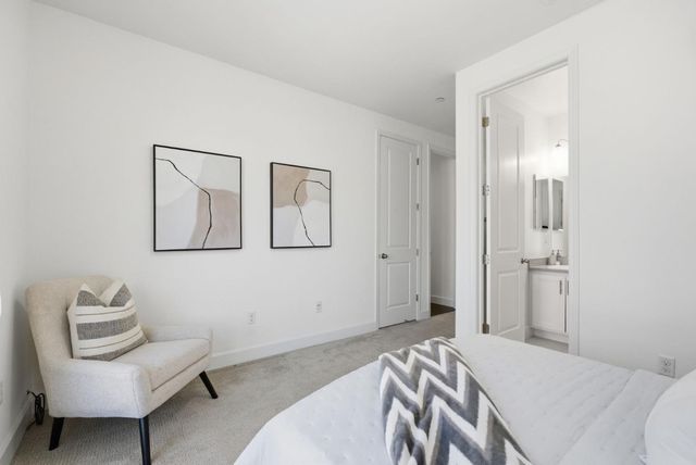 2039 Colony Street, Mountain View, CA 94043