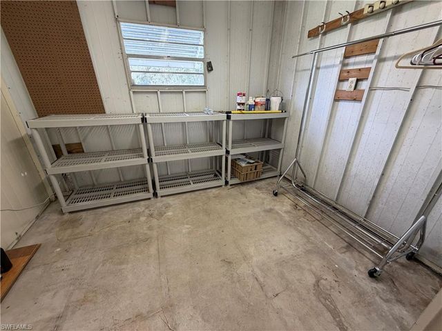 250 Santa Fe TRL, North Fort Myers, FL 33917