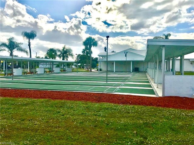 250 Santa Fe TRL, North Fort Myers, FL 33917