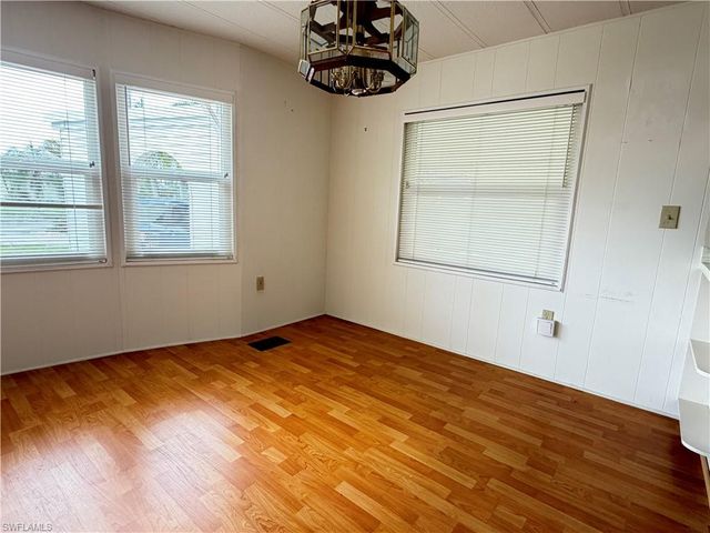 250 Santa Fe TRL, North Fort Myers, FL 33917