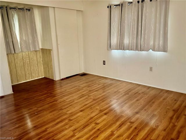 250 Santa Fe TRL, North Fort Myers, FL 33917
