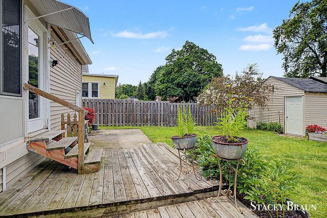1009 Courtney Street Nw, City Of Grand Rapids, MI 49504