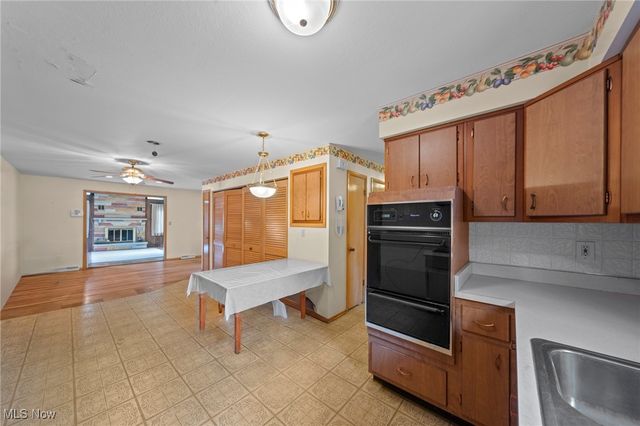 759 Cheriton Drive, Highland Heights, OH 44143