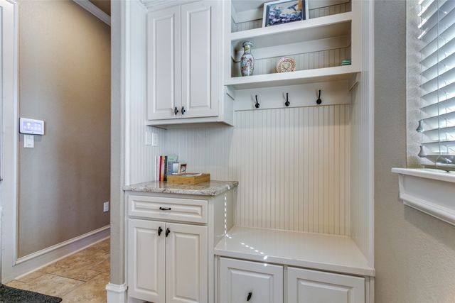 6800 Woodland Hills Drive, North Richland Hills, TX 76182