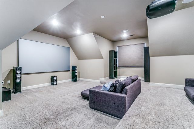 6800 Woodland Hills Drive, North Richland Hills, TX 76182