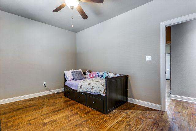 6800 Woodland Hills Drive, North Richland Hills, TX 76182