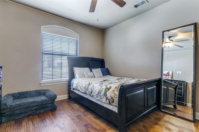 6800 Woodland Hills Drive, North Richland Hills, TX 76182