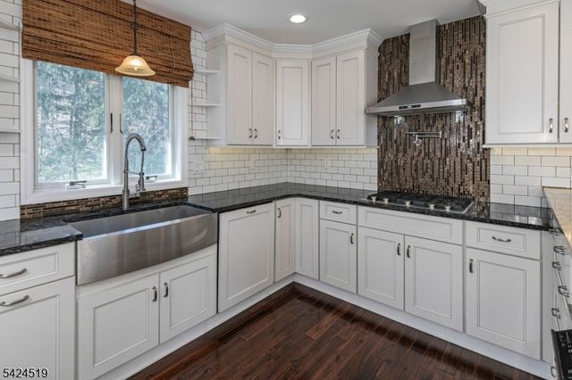 310 Hollow Rd, Montgomery Twp., NJ 08558