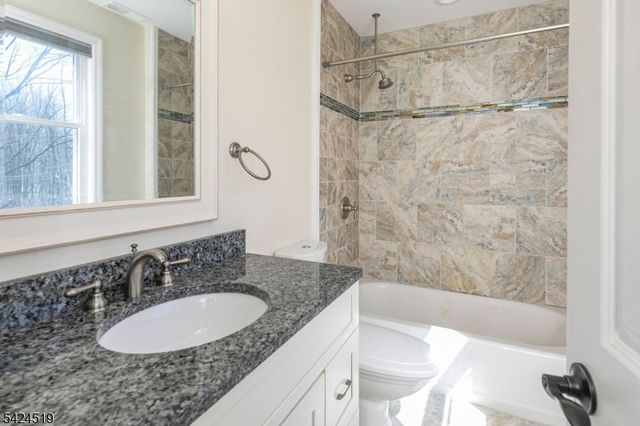 310 Hollow Rd, Montgomery Twp., NJ 08558