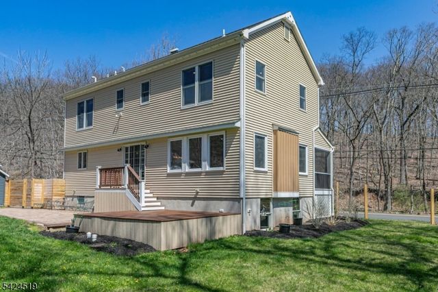 310 Hollow Rd, Montgomery Twp., NJ 08558