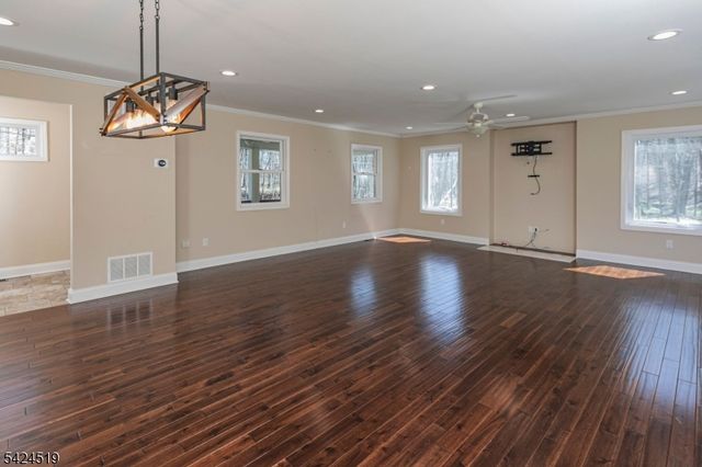 310 Hollow Rd, Montgomery Twp., NJ 08558