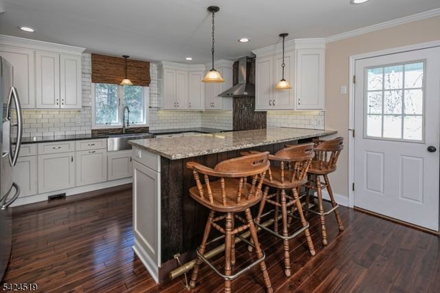 310 Hollow Rd, Montgomery Twp., NJ 08558