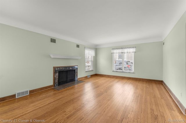 900 Meridan Street, Dearborn, MI 48124