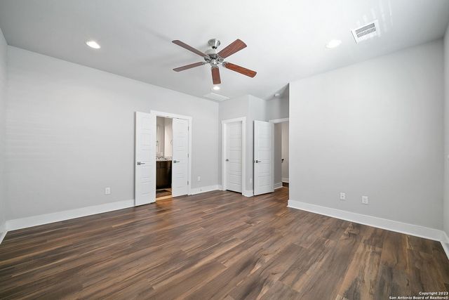 223 CLAREMONT AVE, San Antonio, TX 78209