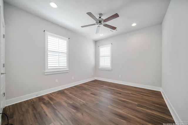 223 CLAREMONT AVE, San Antonio, TX 78209