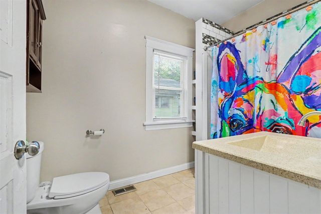 521 Gayle Avenue, Kalamazoo, MI 49048