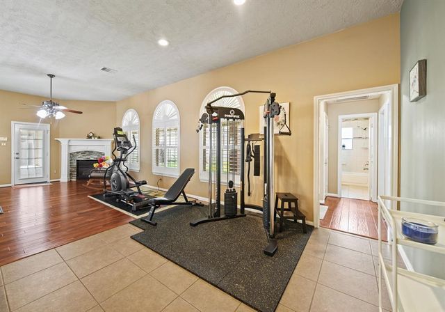 1704 Tempe Street, League City, TX 77573