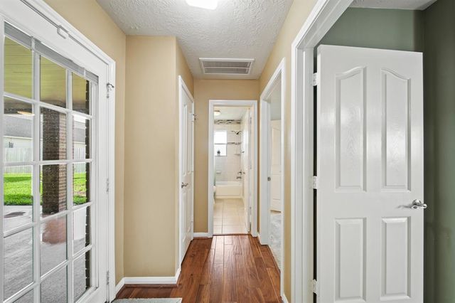 1704 Tempe Street, League City, TX 77573