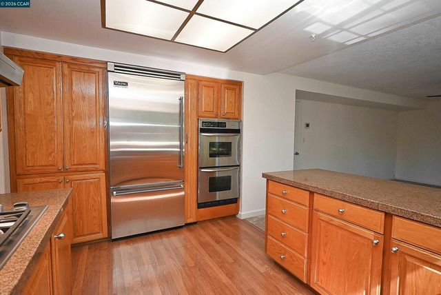 867 Litwin Dr, Concord, CA 94518