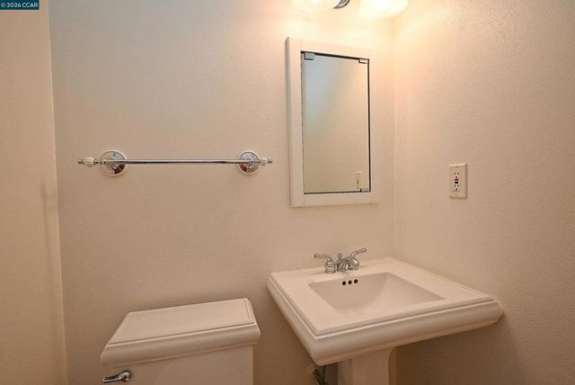 867 Litwin Dr, Concord, CA 94518