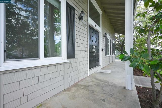 867 Litwin Dr, Concord, CA 94518