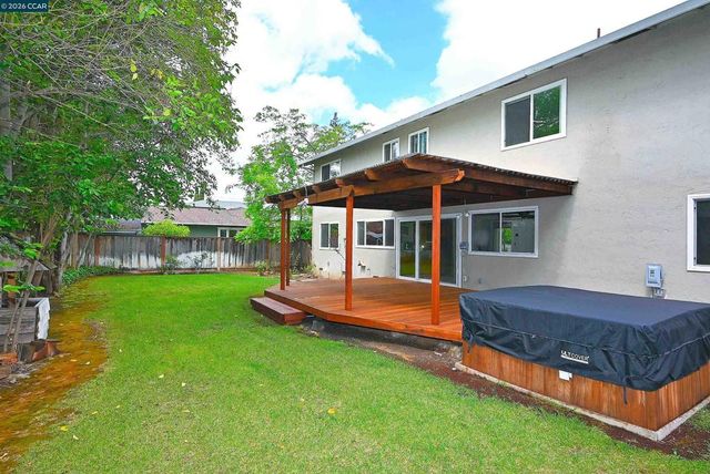 867 Litwin Dr, Concord, CA 94518