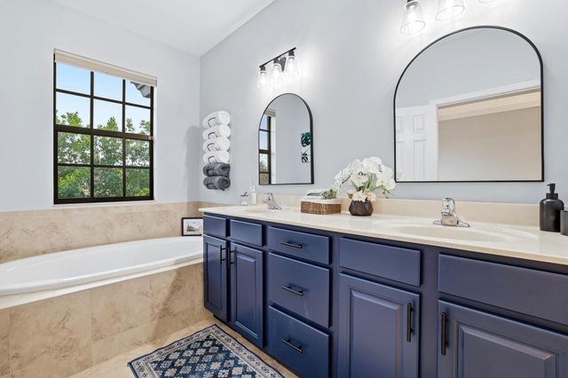 10457 Wellington Parc Drive, Wellington, FL 33449