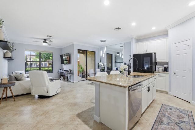 10457 Wellington Parc Drive, Wellington, FL 33449