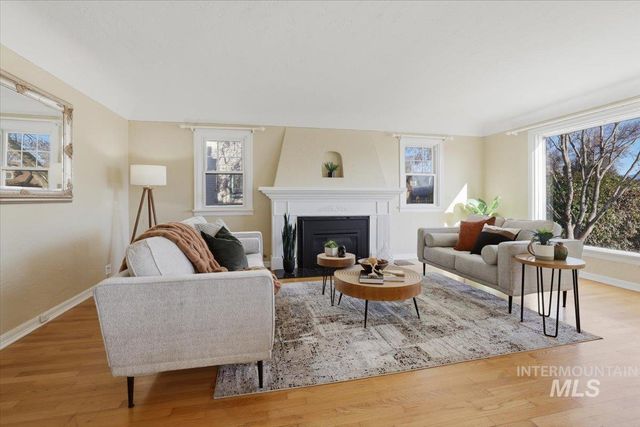 3205 W Crescent Rim Drive, Boise, ID 83706